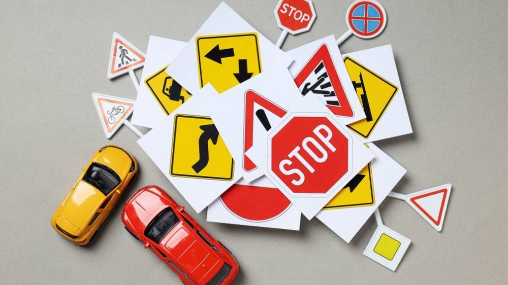 UK road signs theory test materials